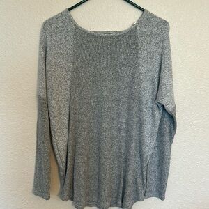 Juniors gray long sleeve top size medium from Kohls.
